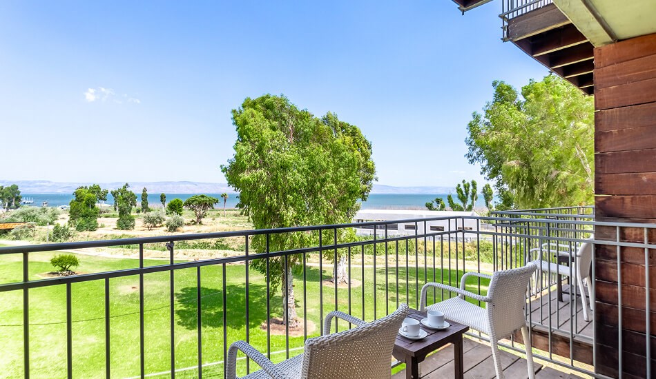 Serene Lake Kinneret Passover Program at Nof Ginosar Hotel